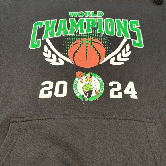 Boston Celtics “World Champions 2024” Black Hoodie Men’s Size Large - Picture 5 of 13